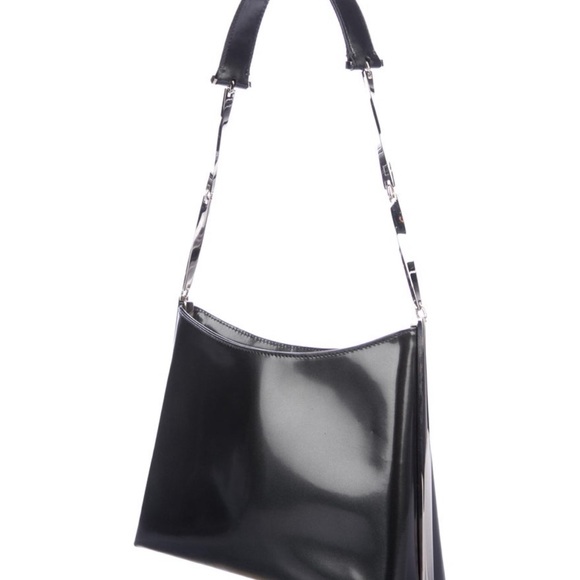 SALVATORE FERRAGAMO Patent Leather Handbag. - Picture 3 of 5